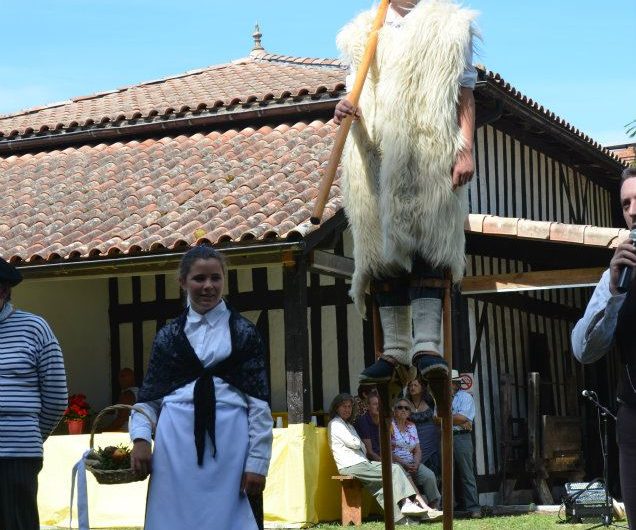 Lous Lanusquets Groupe de Folklore Landais BEGAAR Patrimoine